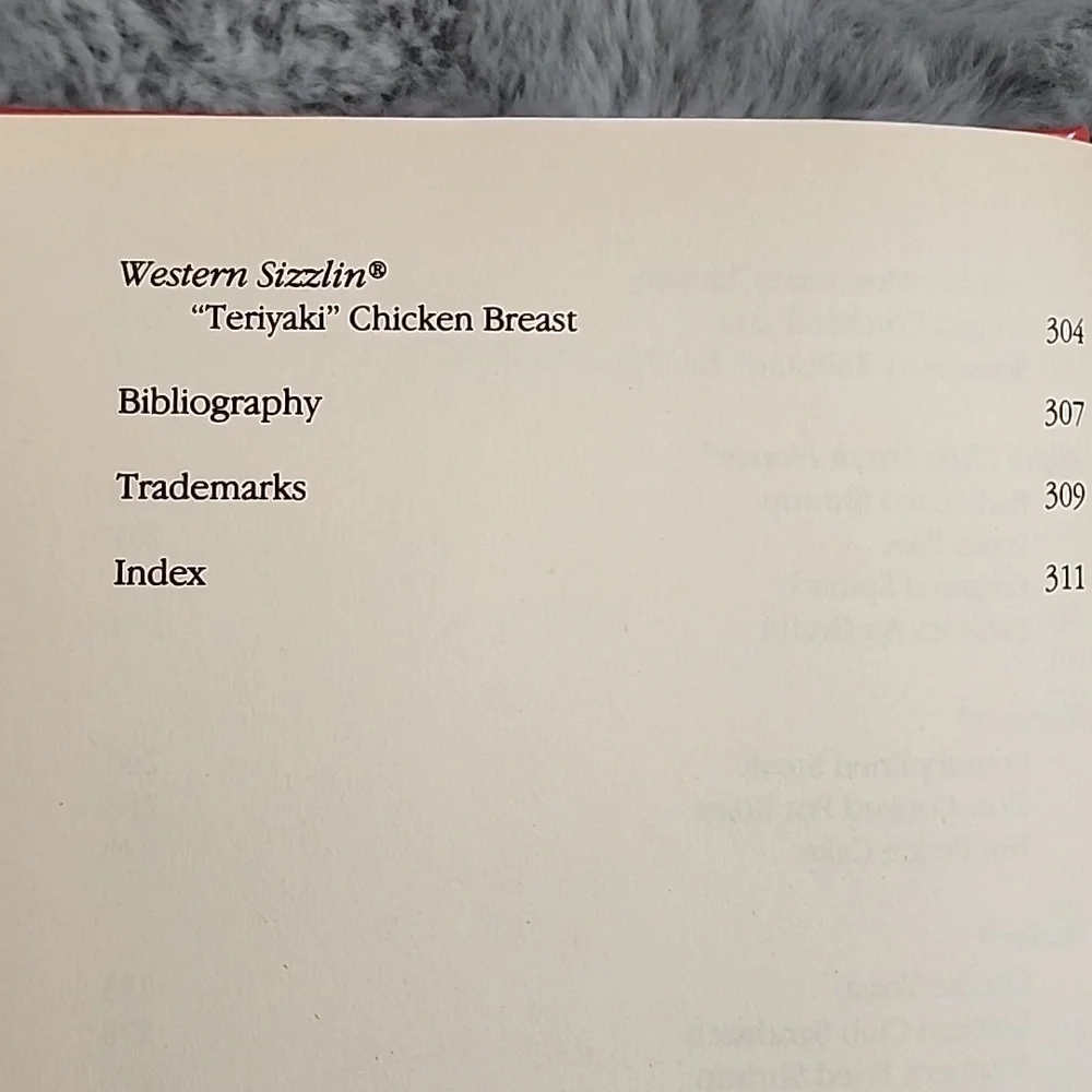 Top Secret Restaurant‎ Recipes Book
